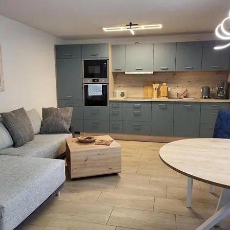 Lanckensburg Fewo2 - Sylvia * アルテンキルヒェン